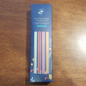 Silicone straws